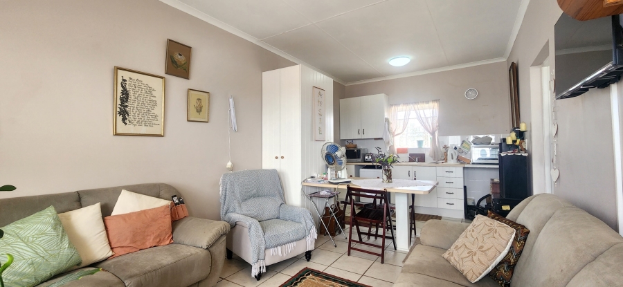 1 Bedroom Property for Sale in Bredasdorp Western Cape